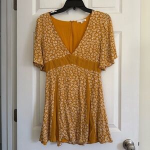 Honey Belle Dress Size Small Mustard Yellow Floral Sundress Vacation Springbreak